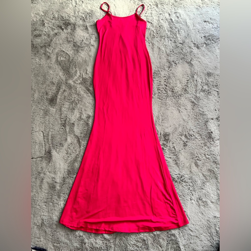 NWT! SHEIN Hot Pink Mermaid Fit Stretchy Maxi Dress